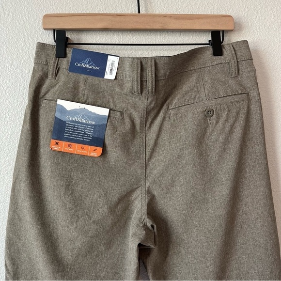 NWT Croft & Barrow Traveler Collection Tan Brown Light Weight Shorts- Size 32 - Picture 4 of 7